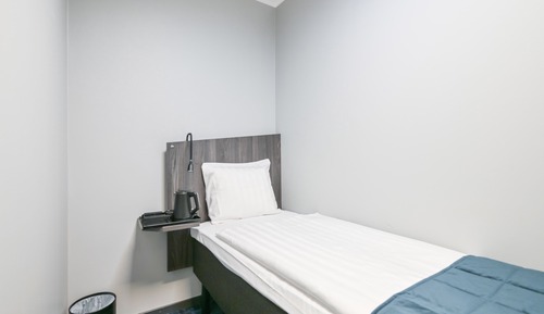 Single Room, No Windows