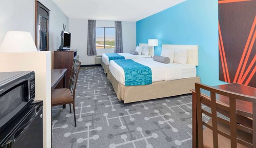 Standard Room, 2 Queen Beds, Non Smoking