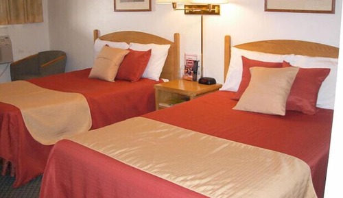 Standard Room with 2 Beds, Non Smoking