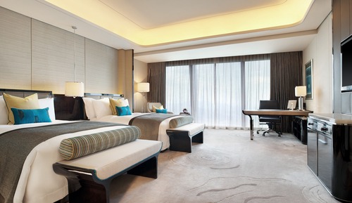 2 Twin/Single Beds,Skyline View,Guest Room