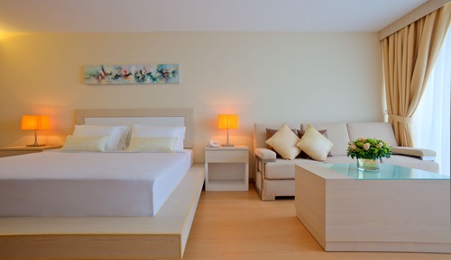 Standard Studio, 1 King Bed, Balcony