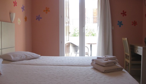 Basic Double or Twin Room, 1 Bedroom