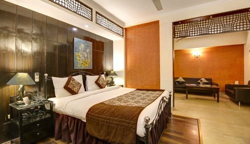 Suite, 1 King Bed