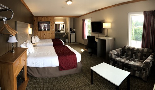 Suite, 2 Queen Beds