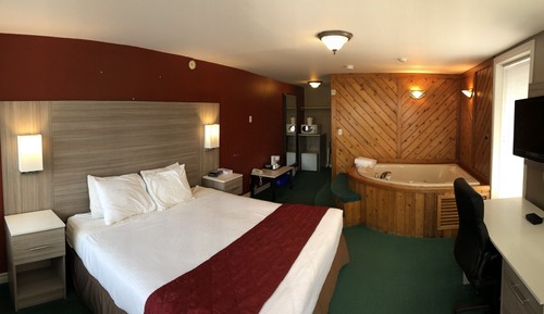 Suite, 1 King Bed, Jetted Tub
