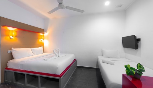 Triple Room without Window