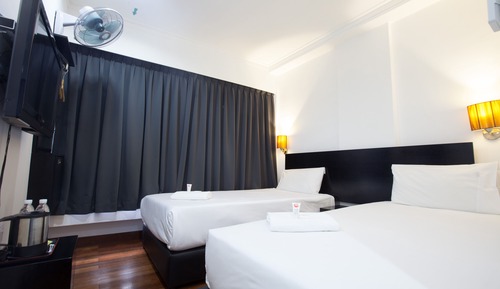 Deluxe Twin Room