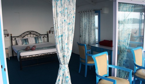 DELUXE AC SEA FACING BEACH HUT