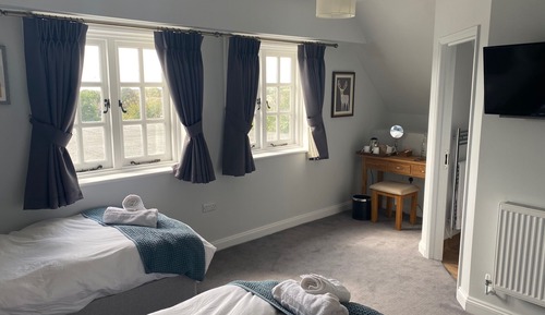 Classic Double or Twin Room, Ensuite (Room 5)