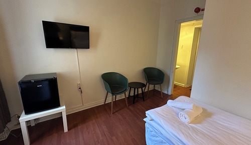 Standard Shared Dormitory, Men only, Shared Bathroom