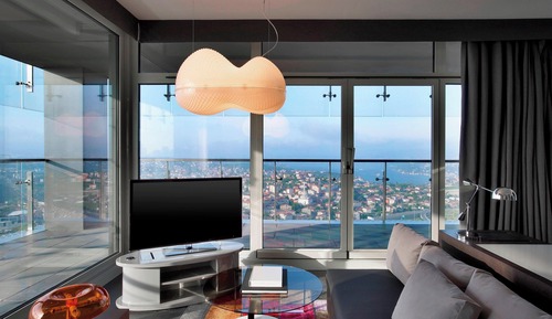 Club Suite, 1 King Bed, Non Smoking, City View