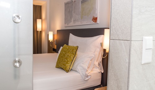 Deluxe Single Room