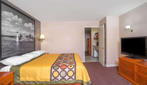 Suite, 1 Bedroom, Non Smoking (1 King Bed)