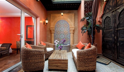 Deluxe Suite with Andalusian Patio