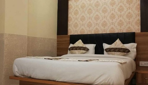 Basic Double Room