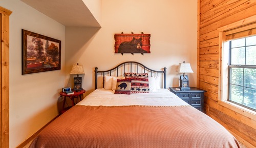 Family Cabin, 2 Bedrooms, Jetted Tub