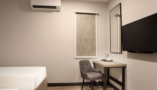 Premier Room