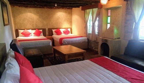 Family Cabin, Multiple Beds