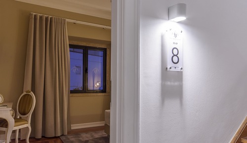 Suite (8)