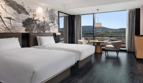 Deluxe Twin Room, River View