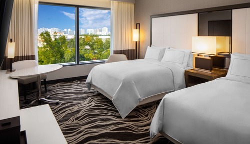 Room, 2 Queen Beds, Accessible (Hearing)