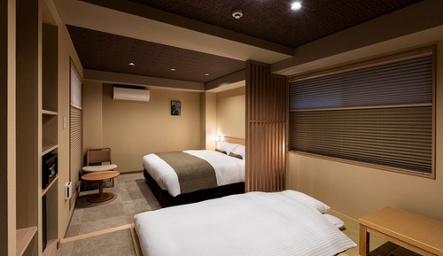 Queen Room with Tatami A