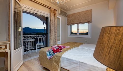 Luxury Villa, 5 Bedrooms, Pool View