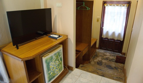 Deluxe Villa (B)