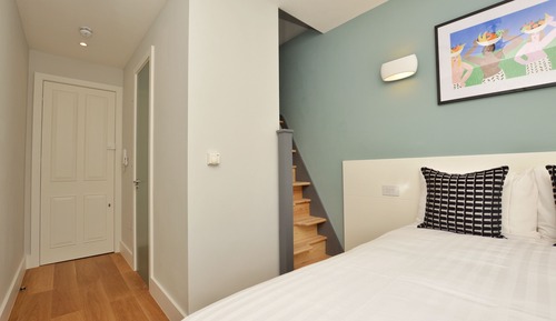 One Bedroom Split Level Apartment