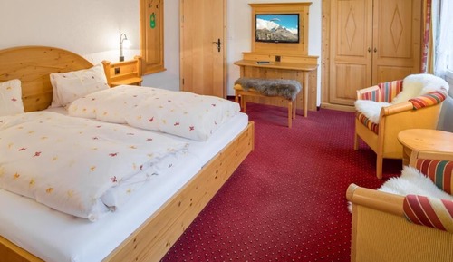 Classic Double Room