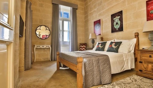 House, 2 Bedrooms
