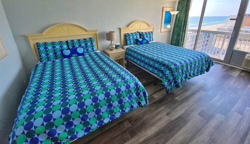 Deluxe Studio, 2 Queen Beds, Ocean View