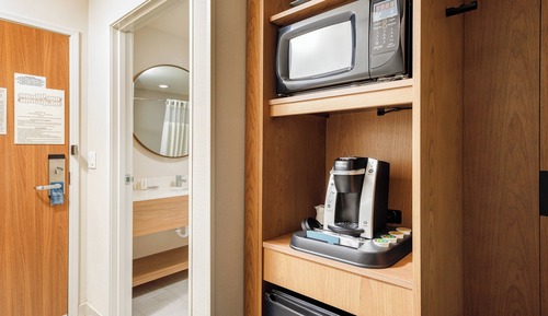 Room, 1 King Bed, Bathtub (Mobility/Hearing Accessible, Tub)