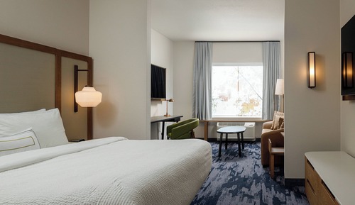 Suite, 1 King Bed, Non Smoking