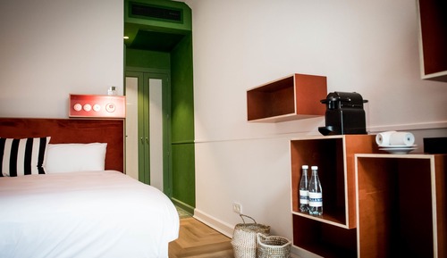 Standard Double Room, 1 King Bed, Courtyard Area
