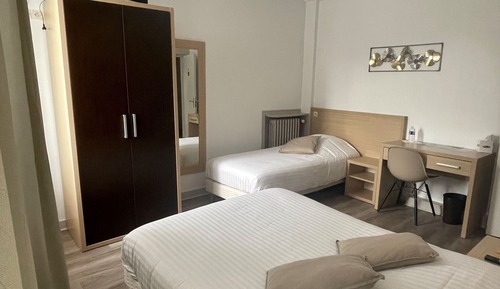 Triple Room