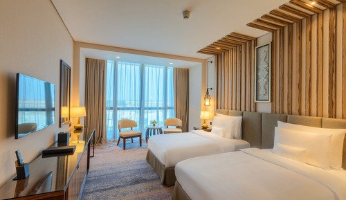 Premier Room, 2 Twin Beds, Balcony, Pool View (2 twin beds)