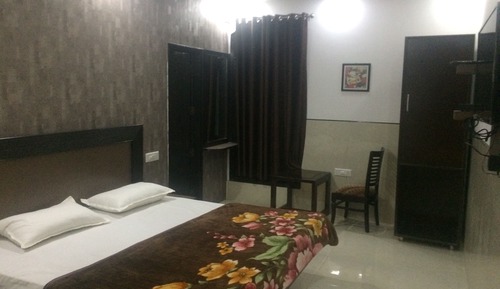 Deluxe Double Room, 1 Twin Bed, Smoking
