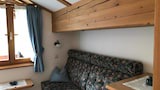 Apartment (8)