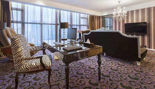 Premier Suite