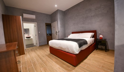Comfort Room (Twin Beds x2 Available on Request)