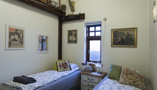 Double or Twin Room, Shared Bathroom