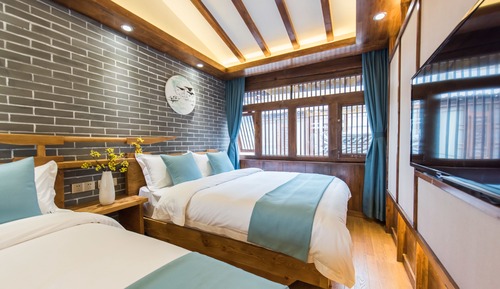Deluxe Twin Room