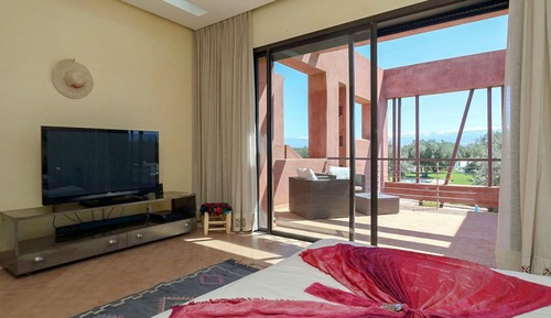 Superior Double Room, 1 King Bed, Mountain View