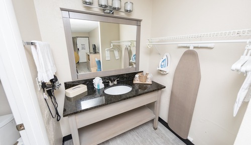 Deluxe Room, 2 Double Beds
