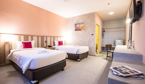 Standard Twin Room