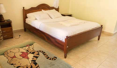 Standard Double Room, Garden View