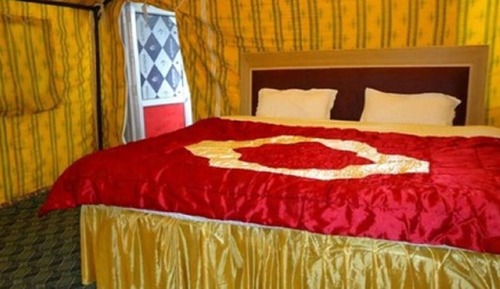 Deluxe Tent