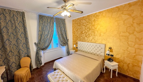 Superior Double or Twin Room (up to 3 people)