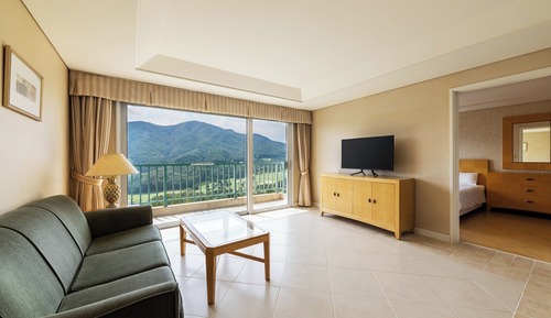 [Valley Village] 31 PY Basic Double Bed